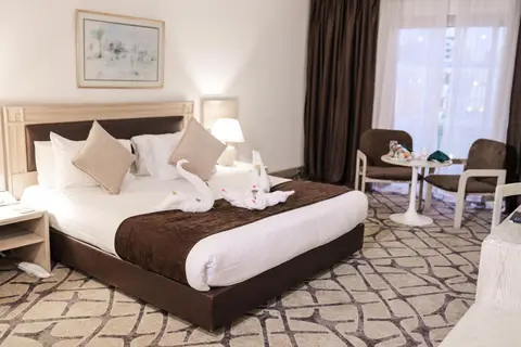 JAZ Pyramids Resort in كفرة نصار — foto 14