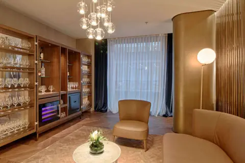 Maritim Hotel Plaza Tirana in Tirana, foto 25