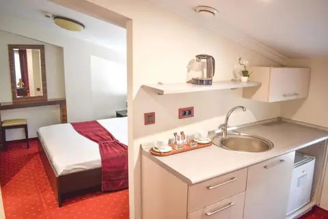 Hotel Hamburg in Општина Чаир — foto 5