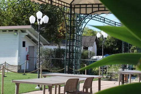 Camping Lido Di Sesto in Sesto Calende — foto 3