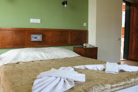 Benna Hotel in Muratpaşa — foto 14
