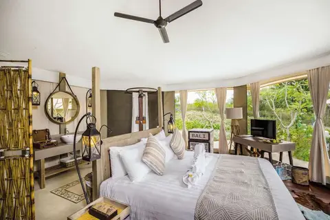 Menjangan Dynasty Resort in Gerokgak — foto 14