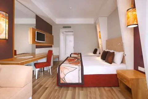 Side Orange Palace in Manavgat — foto 4