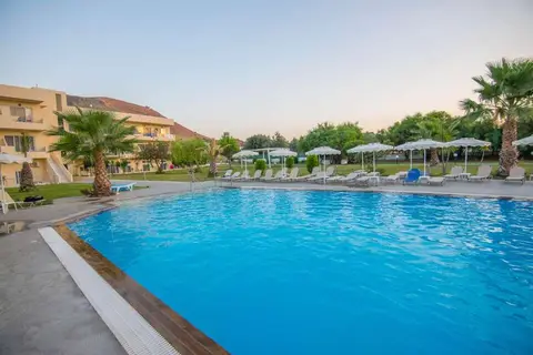 Olive Garden Hotel in Λάρδος