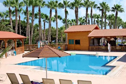 Hotel Cavo Maris Beach in Παραλίμνι — foto 24