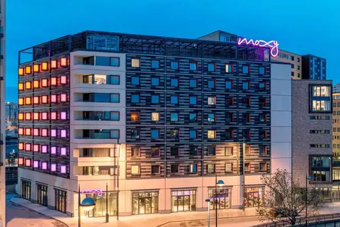 Hotel Moxy London Stratford in Londen — foto 8