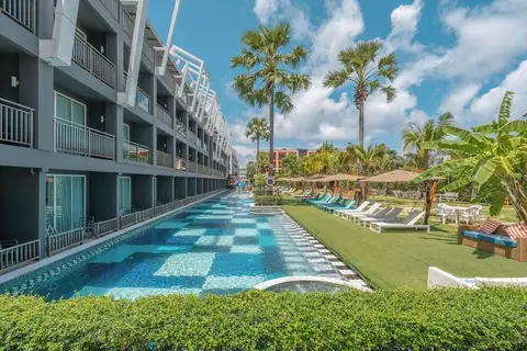 Sugar Marina Resort in ตำบลกะรน