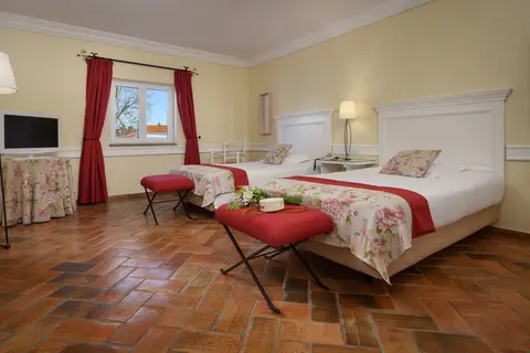 M'ar De Ar Muralhas Timeless Charm Hotel in Evora — foto 17