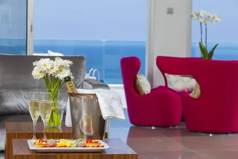 King Evelthon Beach Hotel and Resort in Paphos — foto 29