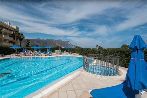 Cleopatra Superior Hotel in Καρδάμαινα — foto 5