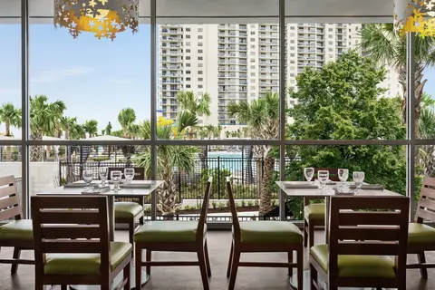 SpringHill Suites Myrtle Beach Oceanfront in Myrtle Beach — foto 15