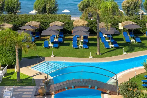 Oceanis Beach Hotel in Ιξιά — foto 11