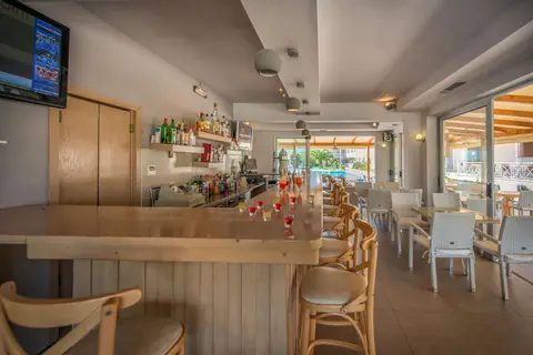 Hotel Plessas Palace in Alykanas — foto 8
