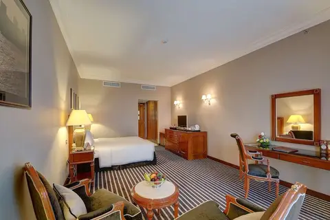 Royal Ascot Hotel in Dubai — foto 3