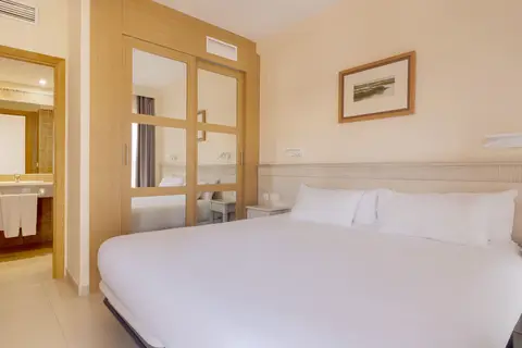 Aparthotel ILUNION Sancti Petri in Chiclana de la Frontera — foto 23