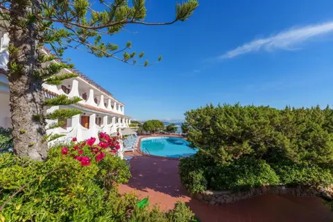 Hotel Punta Est in Baja Sardinia — foto 2