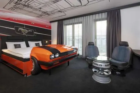 V8 Hotel Köln @Motorworld foto 9