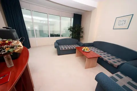 Hotel Lilia in СПА център Ривиера Бийч — foto 21