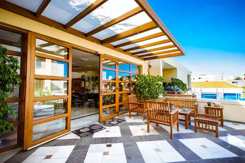 Anais Collection Hotels & Suites in Chrissi Akti, foto 4