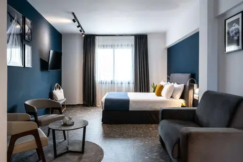 Play Theatrou Athens Hotel in Athene
