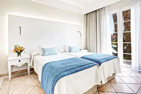 Grupotel Playa Club in Ciutadella — foto 4