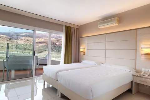 Bull Escorial & Spa in San Bartolomé de Tirajana — foto 12