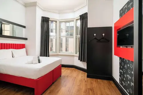 EasyHotel Newcastle City Centre in Newcastle upon Tyne — foto 11