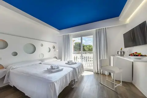Hotel Triton Beach in Cala Ratjada — foto 15