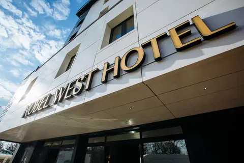 Hotel Nobel West in Belgrado — foto 10