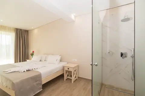 Belussi Beach Hotel & Suites in Kypseli, foto 22