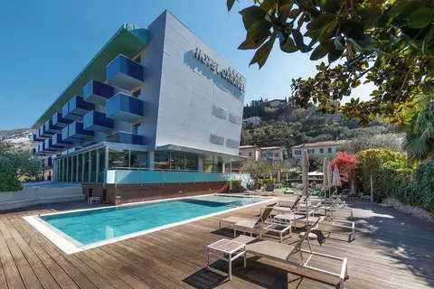 Hotel Caravel Torbole in Nago-Torbole