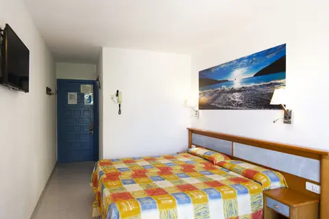 Apartamentos Vibra Calima in Sant Antoni de Portmany — foto 9