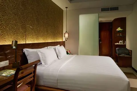 Sun Island Hotel & Spa Legian in Kuta, Badung, Bali — foto 5