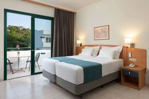Pefkos Beach Hotel in Πεύκοι — foto 5