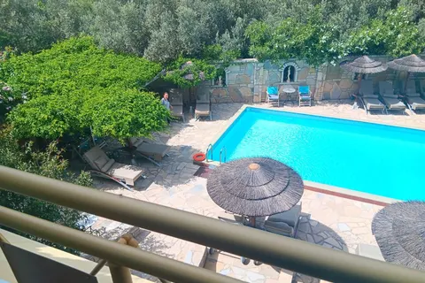 Athina in Municipal Unit of Pythagoreio — foto 14
