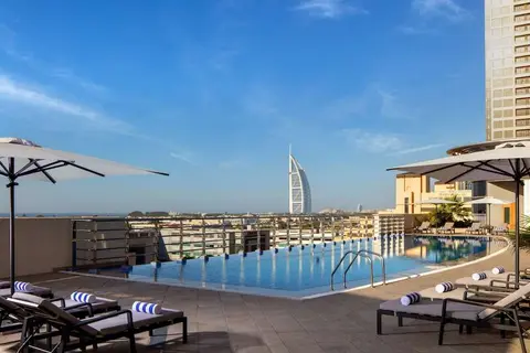 Staybridge Suites Dubai Internet City in Dubai — foto 6
