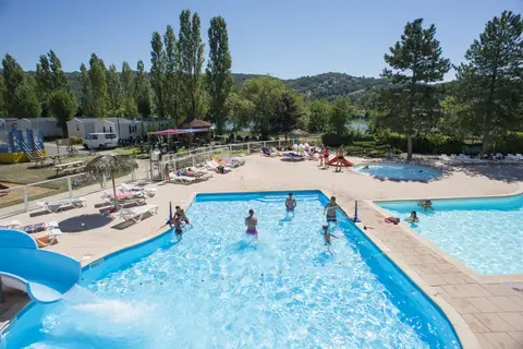 Camping Les Rives De Condrieu in Condrieu — foto 13