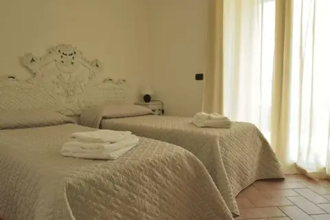 Residence Karina in Moniga del Garda, foto 5