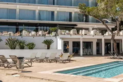 Hotel Els Pins Resort & Spa in Sant Josep de sa Talaia — foto 11