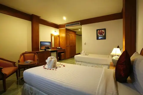 Jiraporn Hill Resort in ตำบลป่าตอง — foto 11