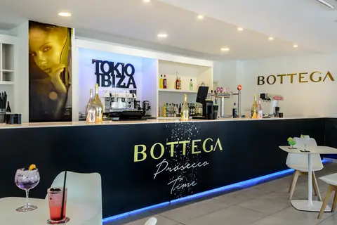 Vibra Algarb Hotel in Ibiza, foto 26