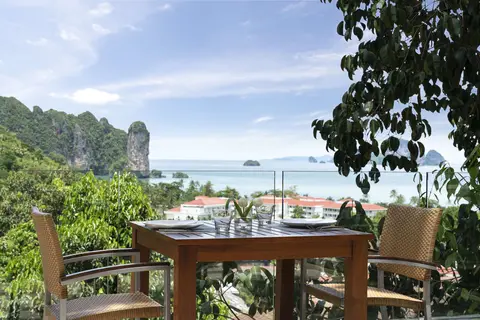 Avani Ao Nang Cliff Krabi Resort in Krabi — foto 20