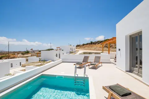 Ivy in Karpathos Municipal Unit, foto 11