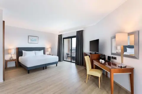 Radisson Blu Resort, Malta St. Julian's in San Ġiljan — foto 29
