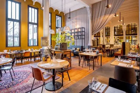 Post-Plaza Hotel & Grand Café foto 9