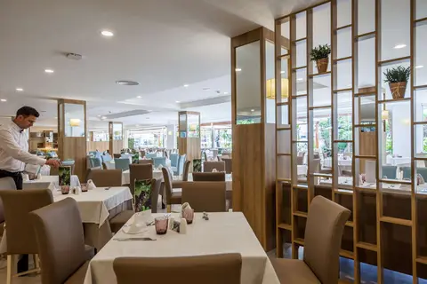 Hotel Zafiro Palmanova in Palmanova — foto 26