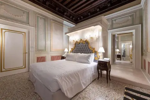 Ca Bonfadini Historic Experience in Venetië — foto 14
