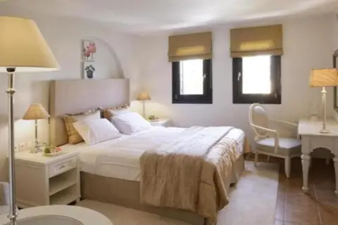 Aegean Suites in Καλύβια — foto 18