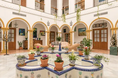 Hacienda Las Tres Niñas in La Puebla del Río — foto 3
