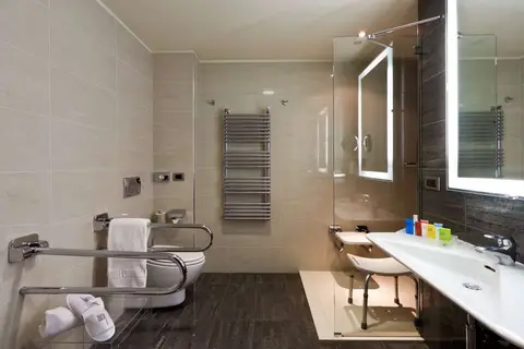 Unahotels T Hotel Cagliari in Cagliari — foto 13